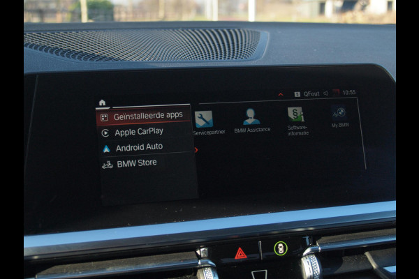 BMW 4 Serie Coupé 420i | M-Pakket | Camera | Sfeerverlichting | NL-Auto |