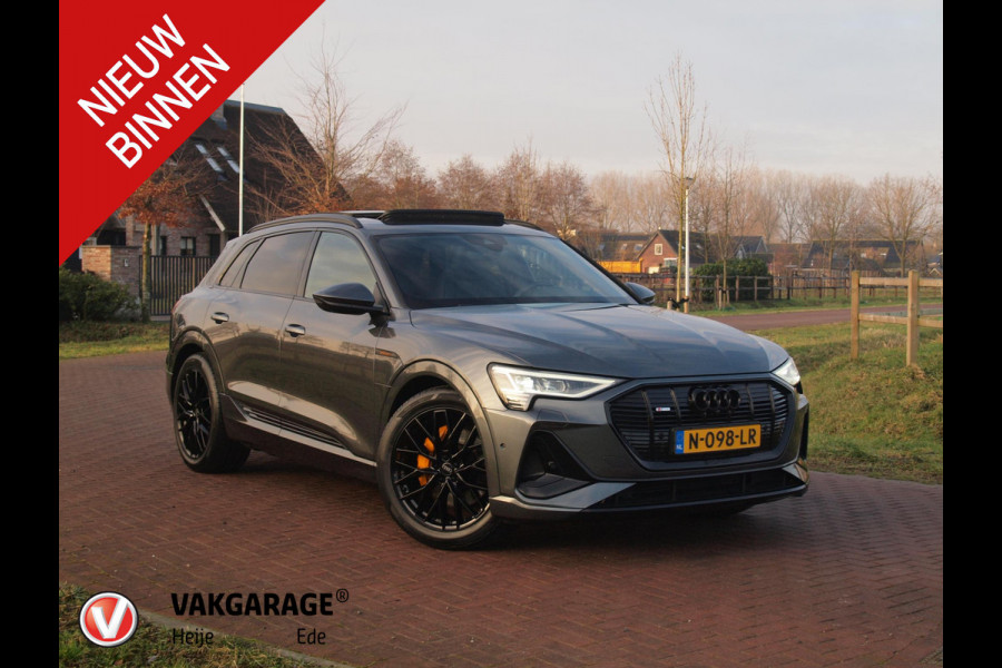 Audi e-tron 55 quattro S edition 95 kWh | SOH 98% | Panoramadak | Sfeerverlichting | 360 Camera | Apple Carplay |
