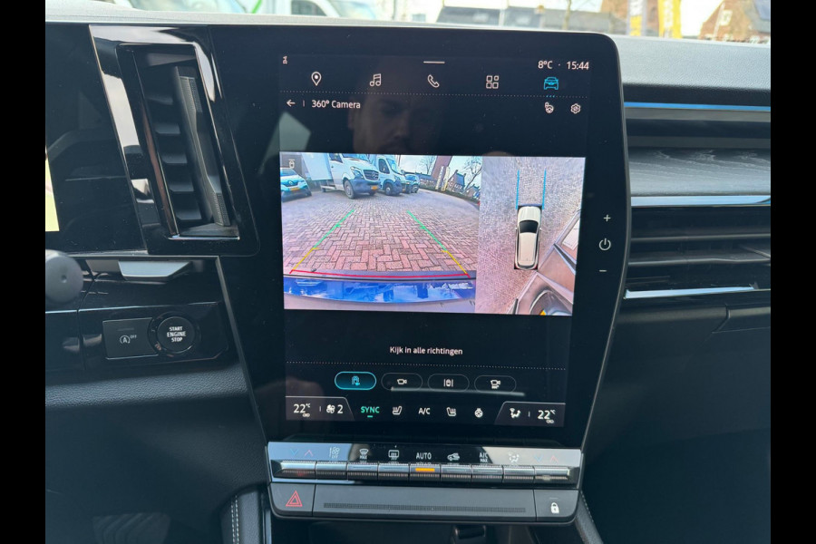 Renault Austral TCe 160 EDC iconic Head up / Elektr bed. stoel / LM velgen / Elektr klep / 360 camera
