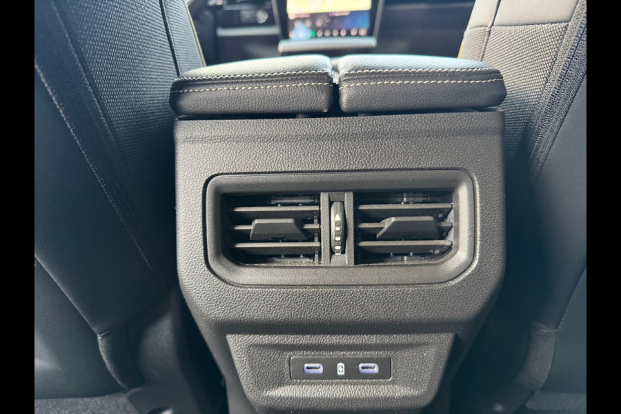 Renault Austral TCe 160 EDC iconic Head up / Elektr bed. stoel / LM velgen / Elektr klep / 360 camera