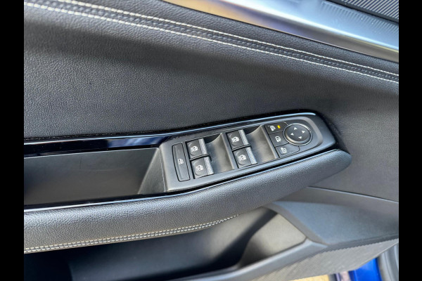 Renault Austral TCe 160 EDC iconic Head up / Elektr bed. stoel / LM velgen / Elektr klep / 360 camera