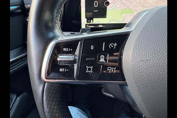Renault Austral TCe 160 EDC iconic Head up / Elektr bed. stoel / LM velgen / Elektr klep / 360 camera
