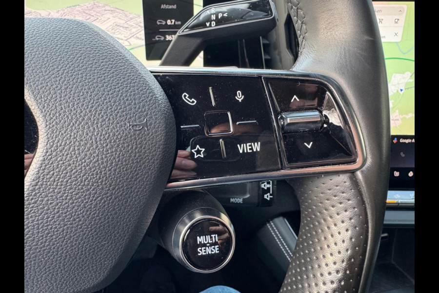 Renault Austral TCe 160 EDC iconic Head up / Elektr bed. stoel / LM velgen / Elektr klep / 360 camera