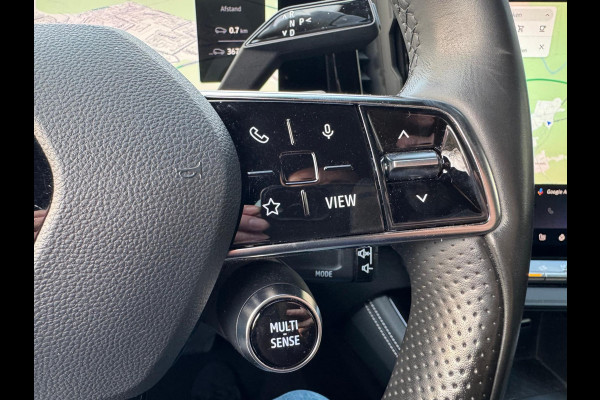 Renault Austral TCe 160 EDC iconic Head up / Elektr bed. stoel / LM velgen / Elektr klep / 360 camera