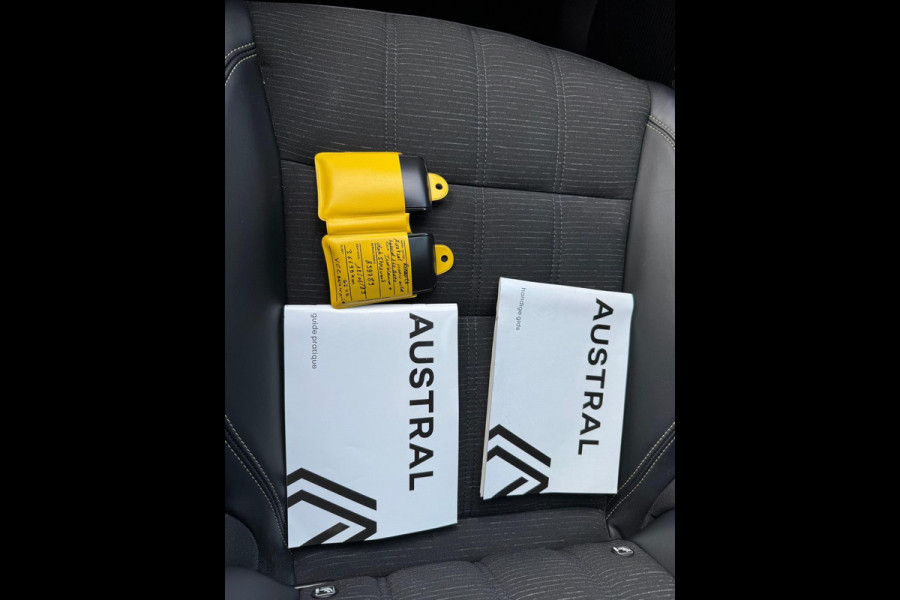 Renault Austral TCe 160 EDC iconic Head up / Elektr bed. stoel / LM velgen / Elektr klep / 360 camera