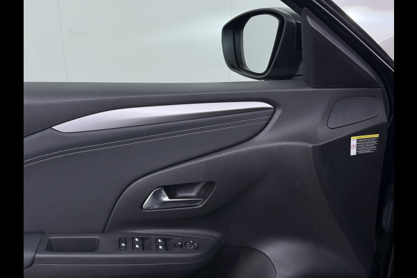 Opel CORSA-E GS Line 50kWh Navi Ecc Stoel+Stuurverwarming Apple Carplay Android Auto Cruise Control Pdc SOH 89% Led Lane Assist Privacy Glas Regen-Lichtsensor Led Keyless Verkeersbord detectie Rijstrooksensor Dealeronderhouden