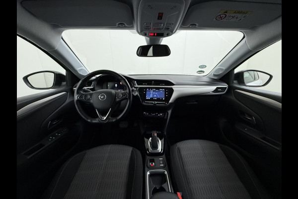 Opel CORSA-E Edition+ 50kWh Warmtepomp Fase 3 Laden Navi Stoel+Stuurverwarming 360°Camera Two-Tone Lak Ecc Navi Pack Parkeer Pack Pdc DAB Lmv 16" Privacy Glas Led Isofix Regen-Lichtsensor LaneAssist Origineel Nederlandse Auto SOH 89% Zeer compleet!