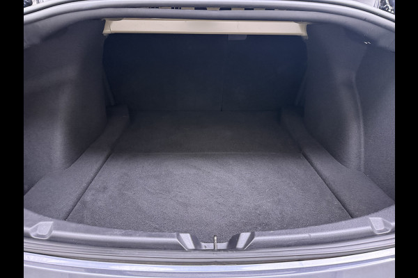 Tesla Model 3 RWD SR plus 325PK SOH 93% LFP Accu Lmv 18" AutoPilot Leder Panoramadak Adaptive-Cruise Camera's Elektr.-Stuur+Stoelen+Spiegels+G Navi LED DAB Voorverwarmen interieur via App Keyless One-Pedal-Drive Origineel Nederlandse auto Fabrieksgarantie op Accu en Motor tot 5-12-2028/160.000km