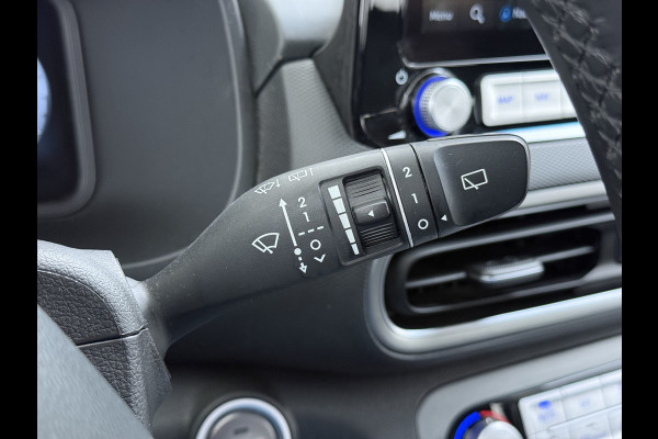 Hyundai Kona EV Comfort 64kWh FACELIFT SOH 100% Fase 3 Laden All-Season Banden Navi Ecc Adap.Cruise Camera Krell®-Audio Apple Carplay Android Keyless Subwoofer Led Lmv Rijstrooksensor Forward Collision-Avoidance Bluetooth 1e Eigenaar Origineel Nederlandse Auto