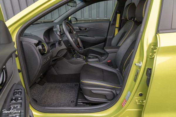 Hyundai Kona 1.6 T-GDI Fashion | Afn. Trekhaak | 18 Inch | Cruise control | Apple carplay |