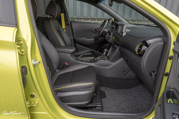 Hyundai Kona 1.6 T-GDI Fashion | Afn. Trekhaak | 18 Inch | Cruise control | Apple carplay |