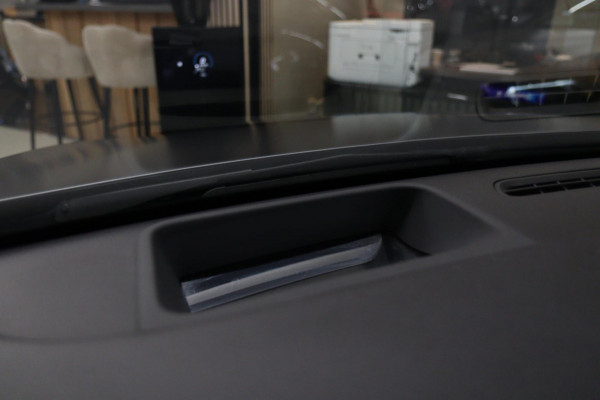 Mercedes-Benz A-Klasse 200 AMG-LINE NAP/PANO/HUD/STOELV/CARPLAY/ACC/BOMVOL