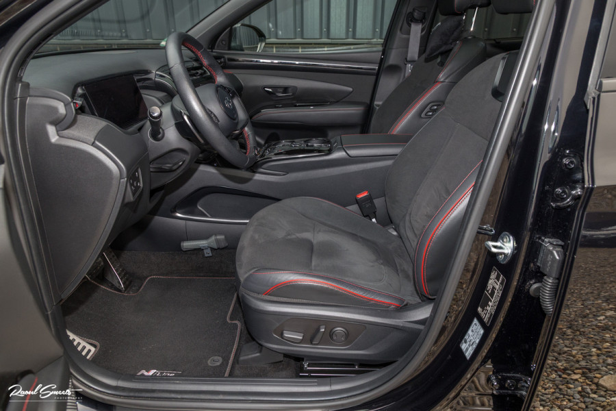 Hyundai Tucson 1.6 T-GDI PHEV N Line Sky 4WD | Panorama dak | Afn. Trekhaak | Adaptieve cruise | Stoel verkoeling |