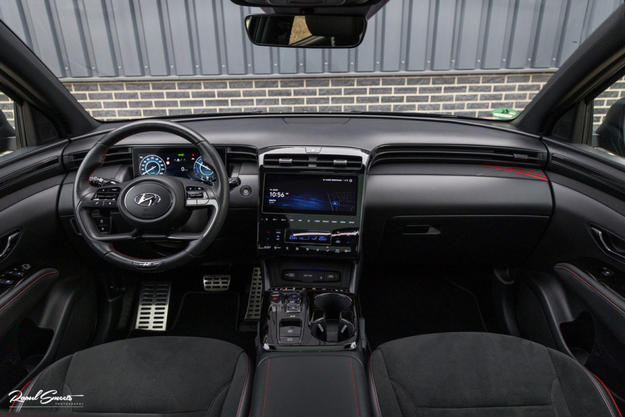 Hyundai Tucson 1.6 T-GDI PHEV N Line Sky 4WD | Panorama dak | Afn. Trekhaak | Adaptieve cruise | Stoel verkoeling |