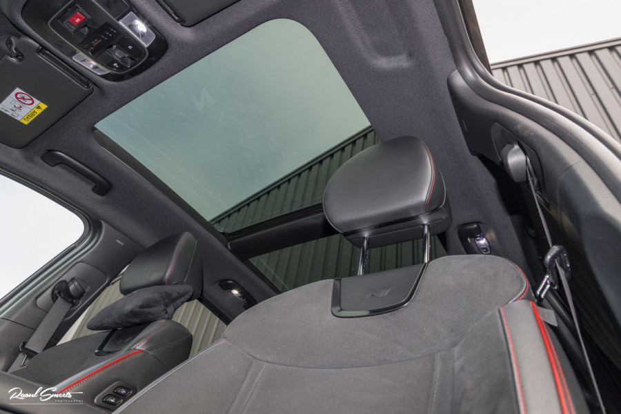 Hyundai Tucson 1.6 T-GDI PHEV N Line Sky 4WD | Panorama dak | Afn. Trekhaak | Adaptieve cruise | Stoel verkoeling |