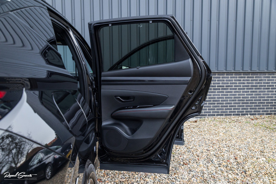 Hyundai Tucson 1.6 T-GDI PHEV N Line Sky 4WD | Panorama dak | Afn. Trekhaak | Adaptieve cruise | Stoel verkoeling |