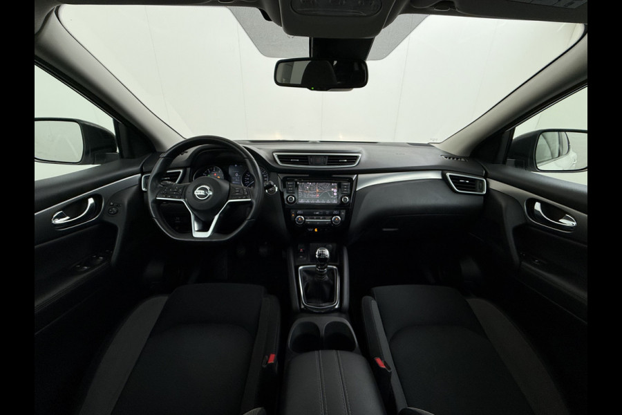 Nissan QASHQAI 1.3T 141PK Panoramadak Trekhaak 360°Camera Apple Carplay Android Auto Navio Ecc DIG-T N-Connecta Cruise control Dab Lmv 18" Bluetooth Led Verkeersbord detectie Regensensor Rijstrooksensor Keyless 1.300KG Trekgewicht Euro 6