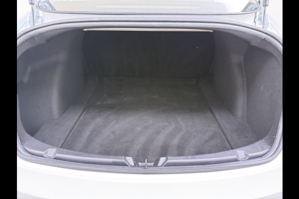 Tesla Model 3 RWD SR plus 325PK SOH 90% LFP Accu Lmv 19" AutoPilot Leder Panoramadak Adaptive-Cruise Camera's Elektr.-Stuur+Stoelen+Spiegels+G Navi LED DAB Voorverwarmen interieur via App Keyless One-Pedal-Drive 1e Eigenaar Origineel Nederlandse Auto Fabrieksgarantie op motor en accu tot 05-12-2028/160.000km