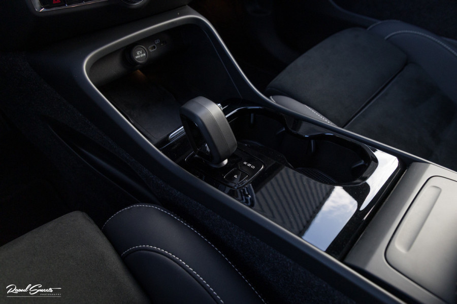 Volvo XC40 Recharge Plus | Adaptieve cruise | Blis | 20 Inch | Full LED |