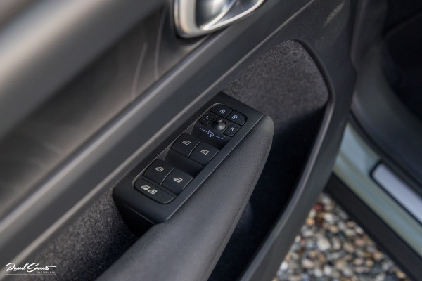 Volvo XC40 Recharge Plus | Adaptieve cruise | Blis | 20 Inch | Full LED |