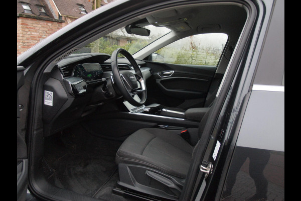Audi e-tron 55 quattro edition 95 kWh | SOH 92% | Cruise Control | Parkeersensoren | DAB | Virtual Cockpit |
