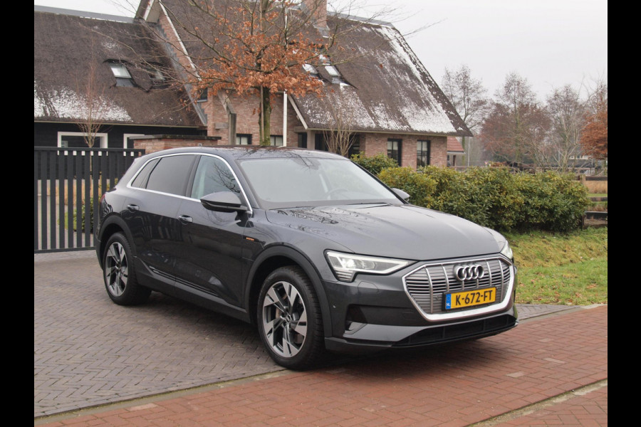 Audi e-tron 55 quattro edition 95 kWh | SOH 92% | Cruise Control | Parkeersensoren | DAB | Virtual Cockpit |