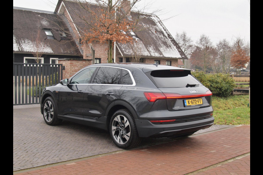 Audi e-tron 55 quattro edition 95 kWh | SOH 92% | Cruise Control | Parkeersensoren | DAB | Virtual Cockpit |