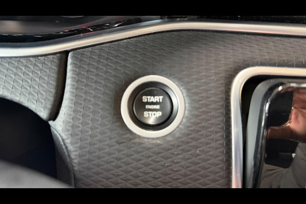 Land Rover Range Rover Evoque 2.0 D180 AWD R-Dynamic SE Leer Navi Led-Xenon Meridia Soundsysteem,
