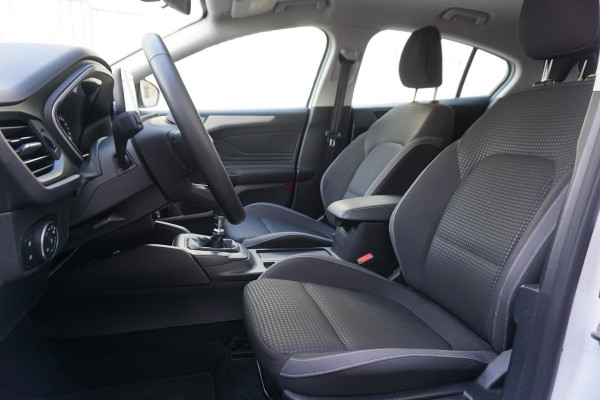 Ford Focus 1.0 EcoB.125PK Business/WinterPack/Camera/1e Eig./ November 2021