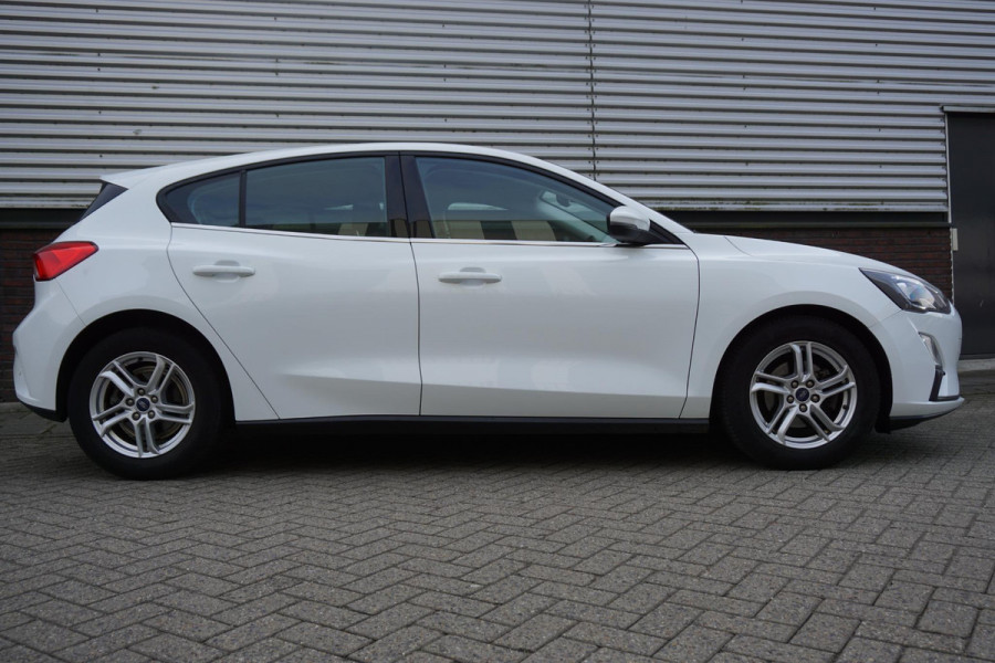 Ford Focus 1.0 EcoB.125PK Business/WinterPack/Camera/1e Eig./ November 2021