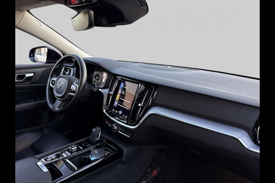 Volvo V60 2.0 T6 Recharge AWD Business Pro  | Leder | Stoel &Stuurverwarming