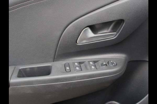 Opel Corsa 1.2 GS Line 131pk Aut. Navigatie Apple Carplay/Android Auto Camera Parkeersensoren Cruise Control Stoelverwarming Getinte ramen Airco Prijs Incl. BOVAG Garantie