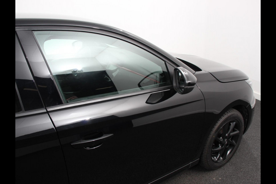 Opel Corsa 1.2 GS Line 131pk Aut. Navigatie Apple Carplay/Android Auto Camera Parkeersensoren Cruise Control Stoelverwarming Getinte ramen Airco Prijs Incl. BOVAG Garantie