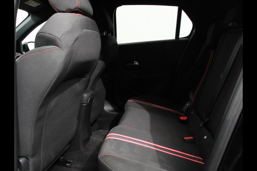 Opel Corsa 1.2 GS Line 131pk Aut. Navigatie Apple Carplay/Android Auto Camera Parkeersensoren Cruise Control Stoelverwarming Getinte ramen Airco Prijs Incl. BOVAG Garantie