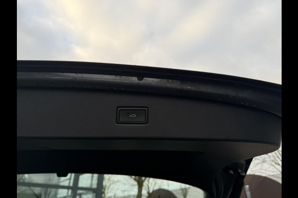 Volkswagen Tiguan 1.4 TSI eHybrid Active PHEV 245PK COMPLEET!| HUD HEAD-UP DISPLAY | PANODAK | ELEKTRISCHE TREKHAAK | 360 CAMERA | VIRTUAL DISPLAY |WINTERPACK STUUR + STOELVERWARMING | DEALER ONDERHOUDEN |