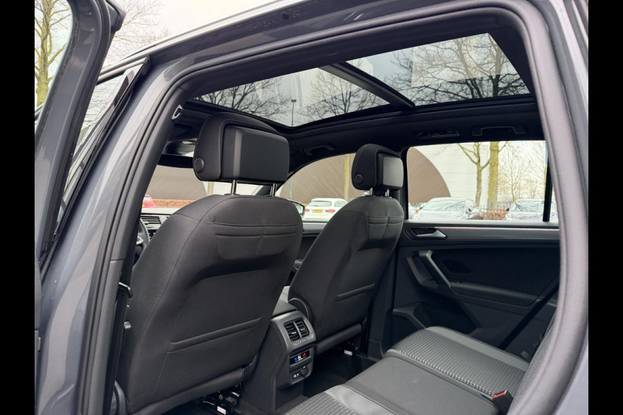 Volkswagen Tiguan 1.4 TSI eHybrid Active PHEV 245PK COMPLEET!| HUD HEAD-UP DISPLAY | PANODAK | ELEKTRISCHE TREKHAAK | 360 CAMERA | VIRTUAL DISPLAY |WINTERPACK STUUR + STOELVERWARMING | DEALER ONDERHOUDEN |