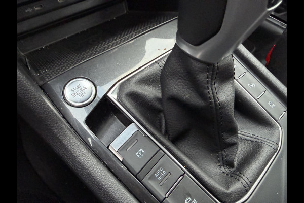 Volkswagen Tiguan 1.4 TSI eHybrid Active PHEV 245PK COMPLEET!| HUD HEAD-UP DISPLAY | PANODAK | ELEKTRISCHE TREKHAAK | 360 CAMERA | VIRTUAL DISPLAY |WINTERPACK STUUR + STOELVERWARMING | DEALER ONDERHOUDEN |