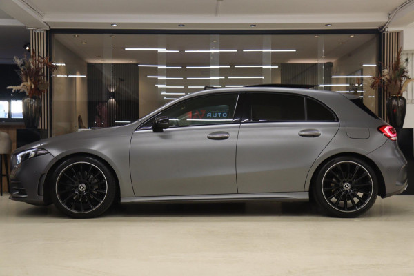 Mercedes-Benz A-Klasse 200 AMG-LINE NAP/PANO/HUD/STOELV/CARPLAY/ACC/BOMVOL