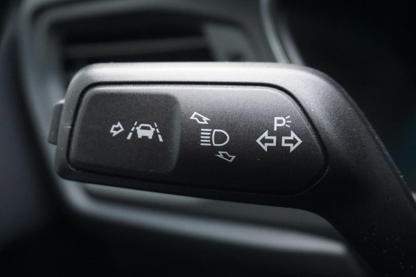 Ford Focus 1.0 EcoB.125PK Titanium Business/Trekhaak/1e Eig./ Dealeronderhouden!