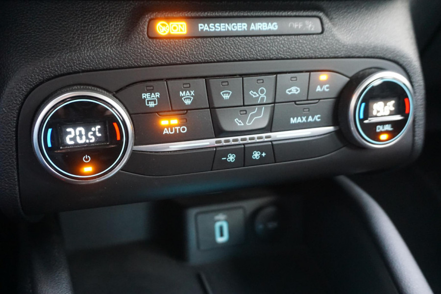 Ford Focus 1.0 EcoB.125PK Titanium Business/Trekhaak/1e Eig./ Dealeronderhouden!