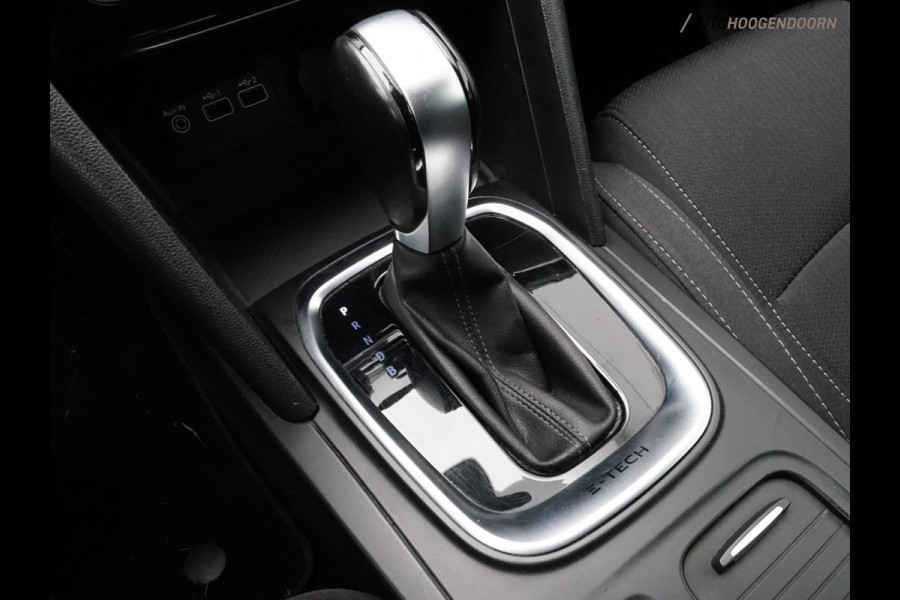 Renault Mégane Estate 1.6 E-Tech Plug-In Hybrid 160 R.S. Line (APPLE CARPLAY,LED,KEYLESS,KEYLESS,DIGITAAL DISPLAY,PARKEERSENSOREN)