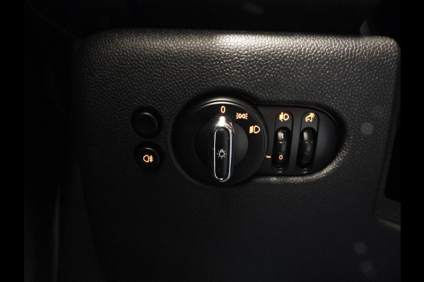 MINI Mini 1.5 One Business NAVI/AIRCO/CRUISE/PDC/16"LMV!