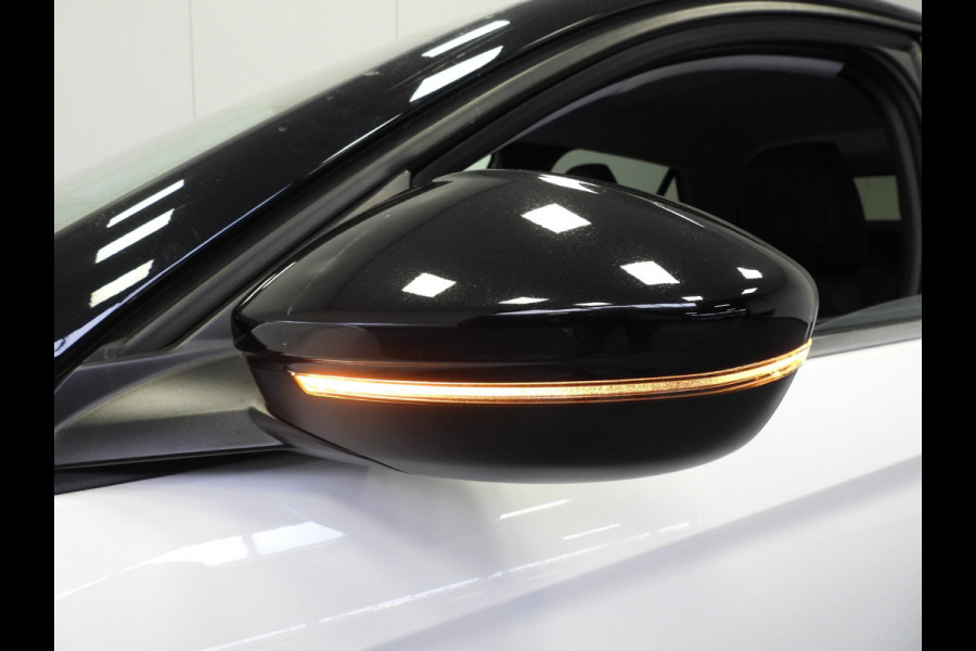 Opel CORSA-E Elegance 50 kWh NAVI/CAMERA/CLIMA/LED/16"LMV!