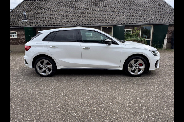 Audi A3 Sportback 45 TFSI e S edition PHEV SOh 93% S-LINE NAVI LED ECC 78000KM!!!