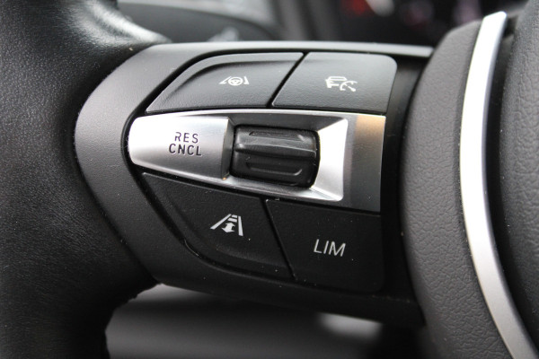 BMW 2 Serie Active Tourer 225xe PHEV High Executive SOh 90.6% M-SPORT LEER LED NAVI 36000KM!!!