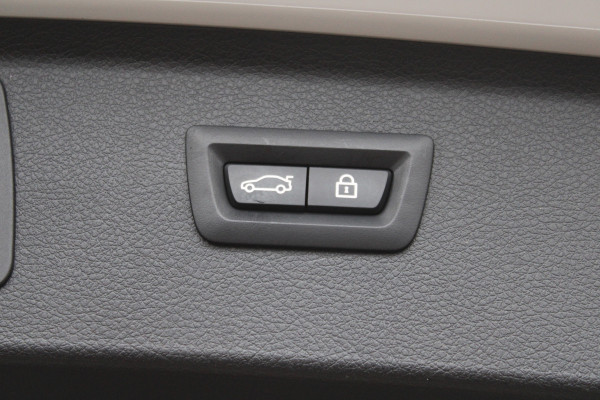 BMW 2 Serie Active Tourer 225xe PHEV High Executive SOh 90.6% M-SPORT LEER LED NAVI 36000KM!!!