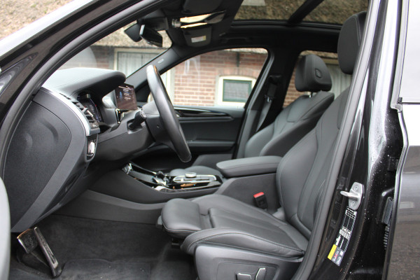 BMW iX3 M-SPORT 80 kWh SOh 100% PANO LEER PILOT ORG NL 23000KM!!!