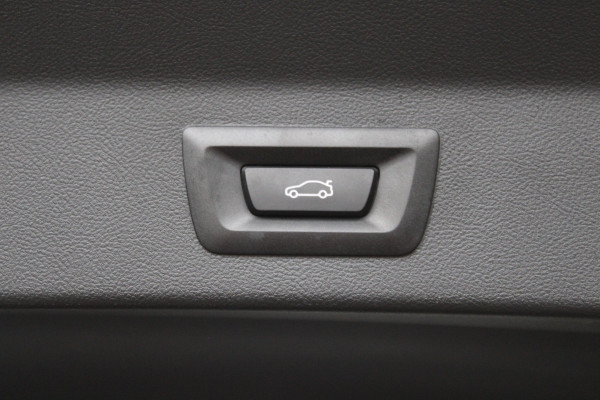 BMW iX3 M-SPORT 80 kWh SOh 100% PANO LEER PILOT ORG NL 23000KM!!!