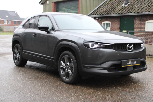 Mazda MX-30 e-SkyActiv 145 First Edition 36 kWh SoH 95.8% NAVI CAMERA 39000KM!!!
