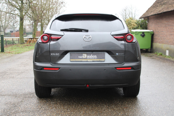 Mazda MX-30 e-SkyActiv 145 First Edition 36 kWh SoH 95.8% NAVI CAMERA 39000KM!!!